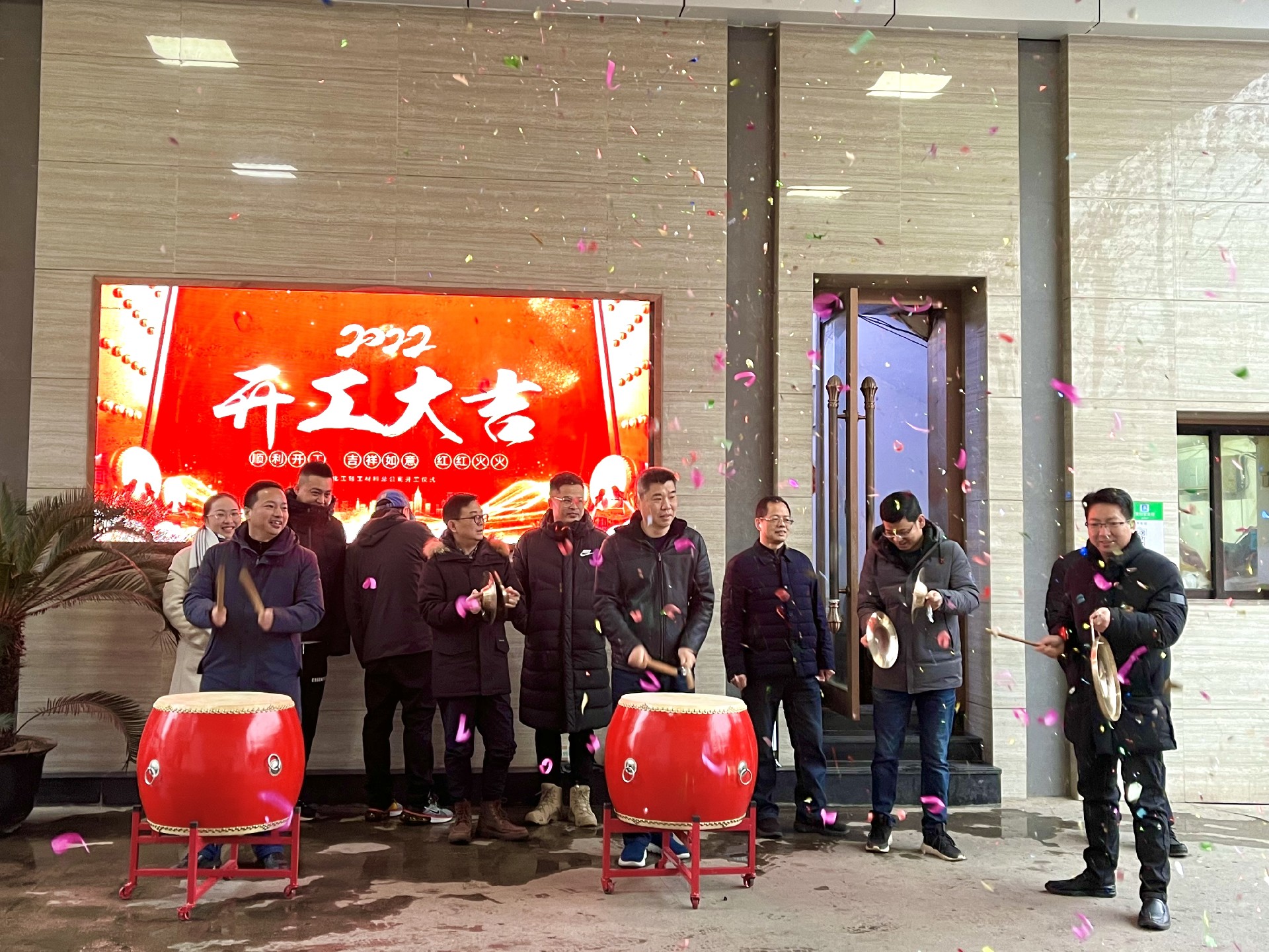 1644371419240966.jpg 014db1bb601a4d0cc6d1dd3598f7ea0.jpg